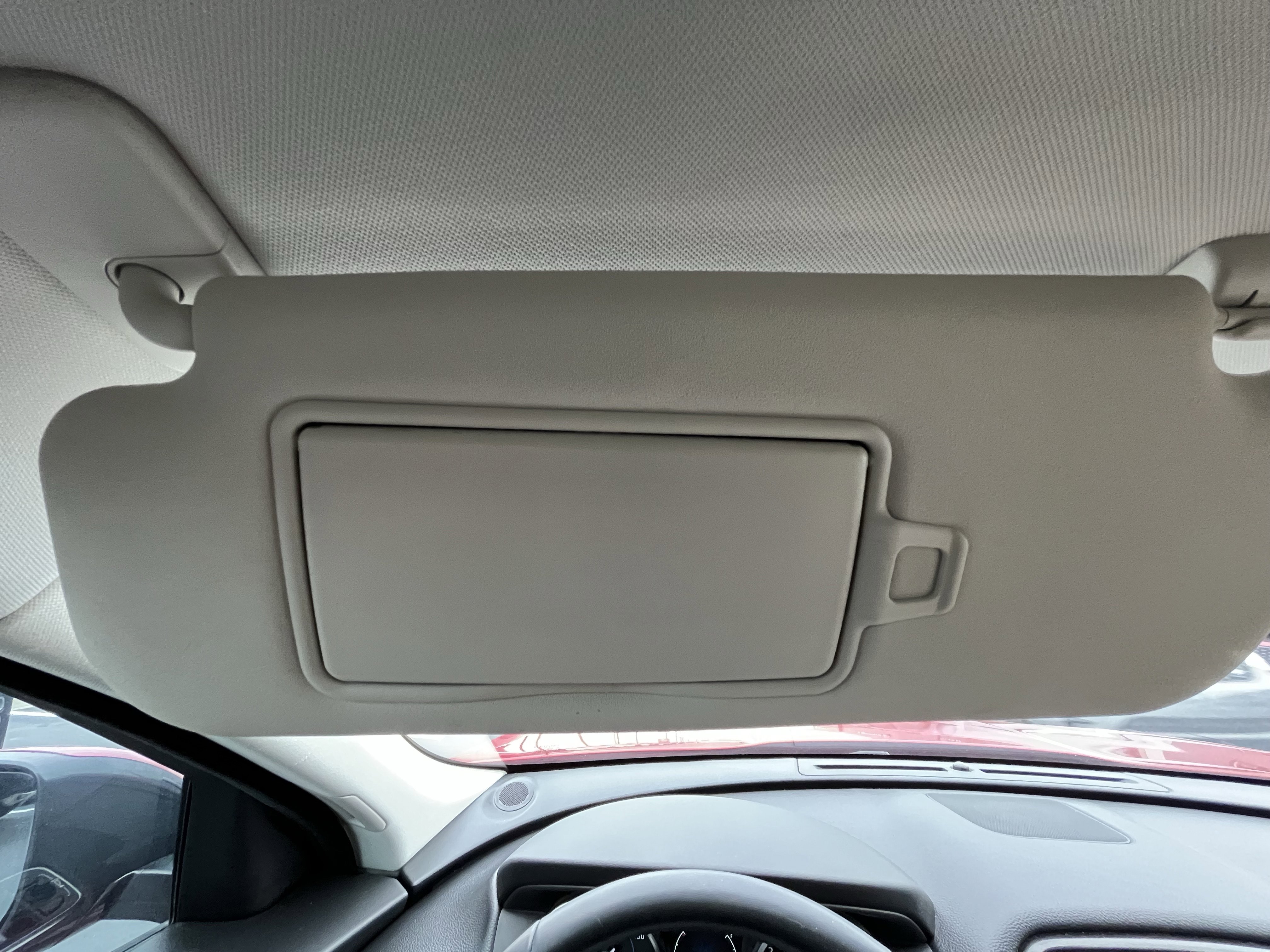 Used 2018 Jaguar F-PACE Premium image 25