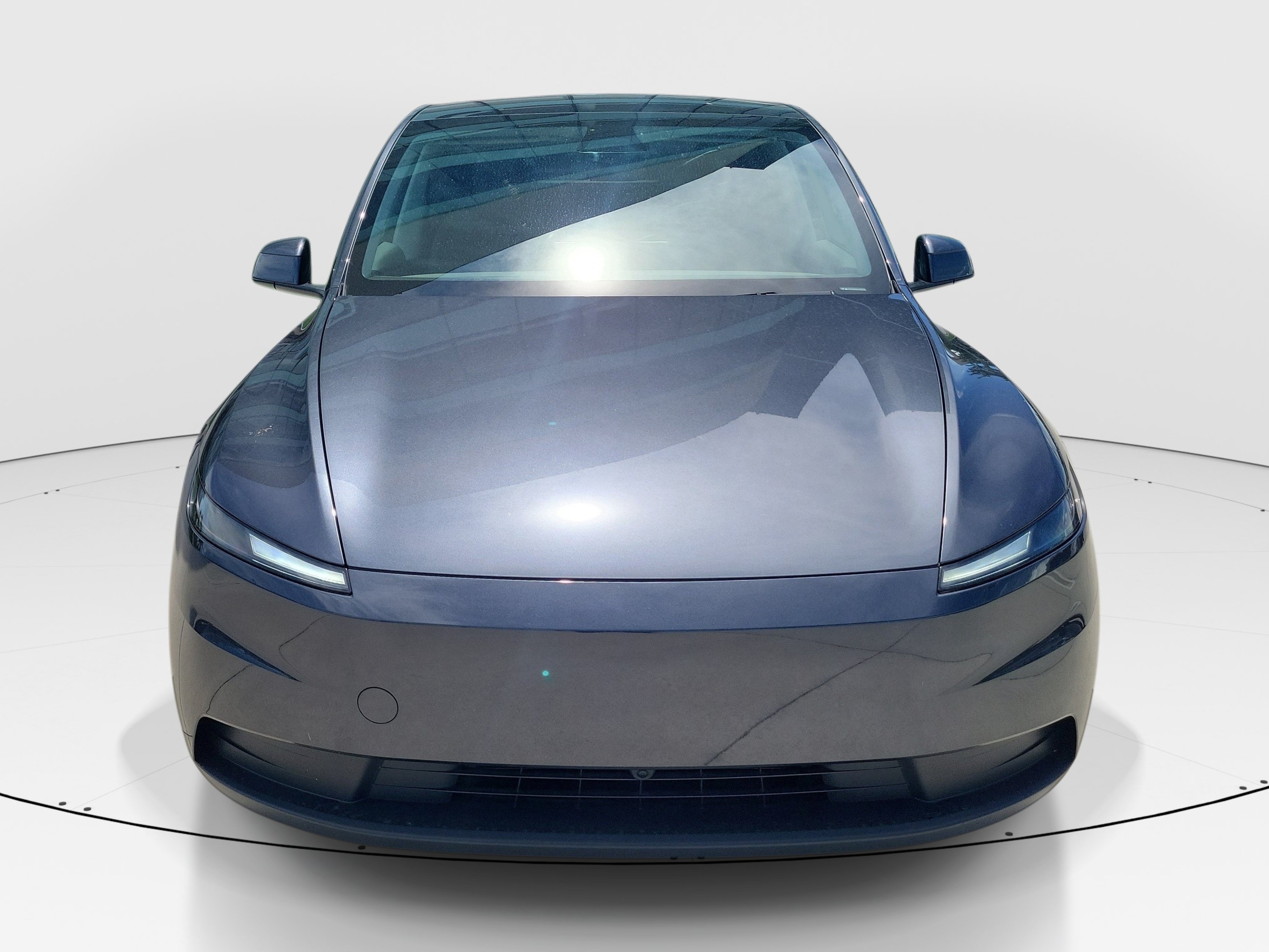 Used 2026 Tesla Model Y 2WD image 3