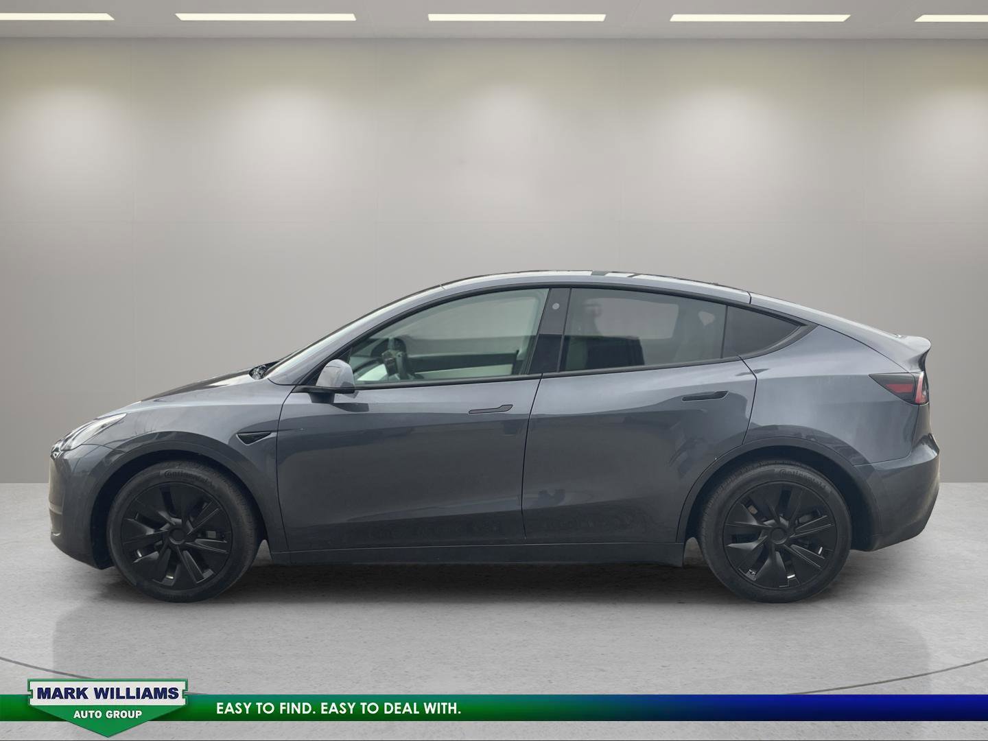 Used 2022 Tesla Model Y Long Range image 6