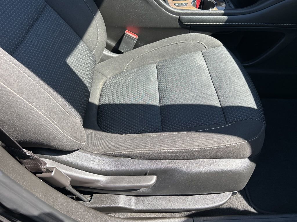 Used 2023 GMC Acadia SLE w/ Infotainment Package image 43