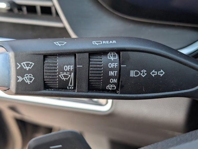 Used 2024 Buick Envision Preferred image 23