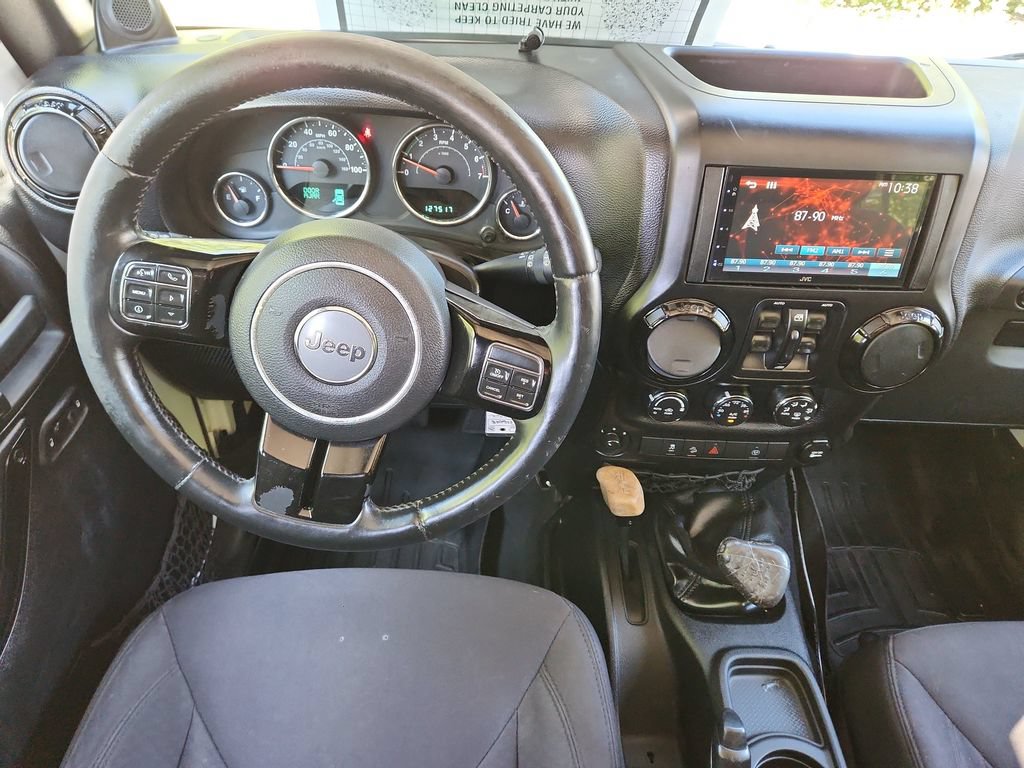 Used 2014 Jeep Wrangler Unlimited Sahara AWD/4WD image 10