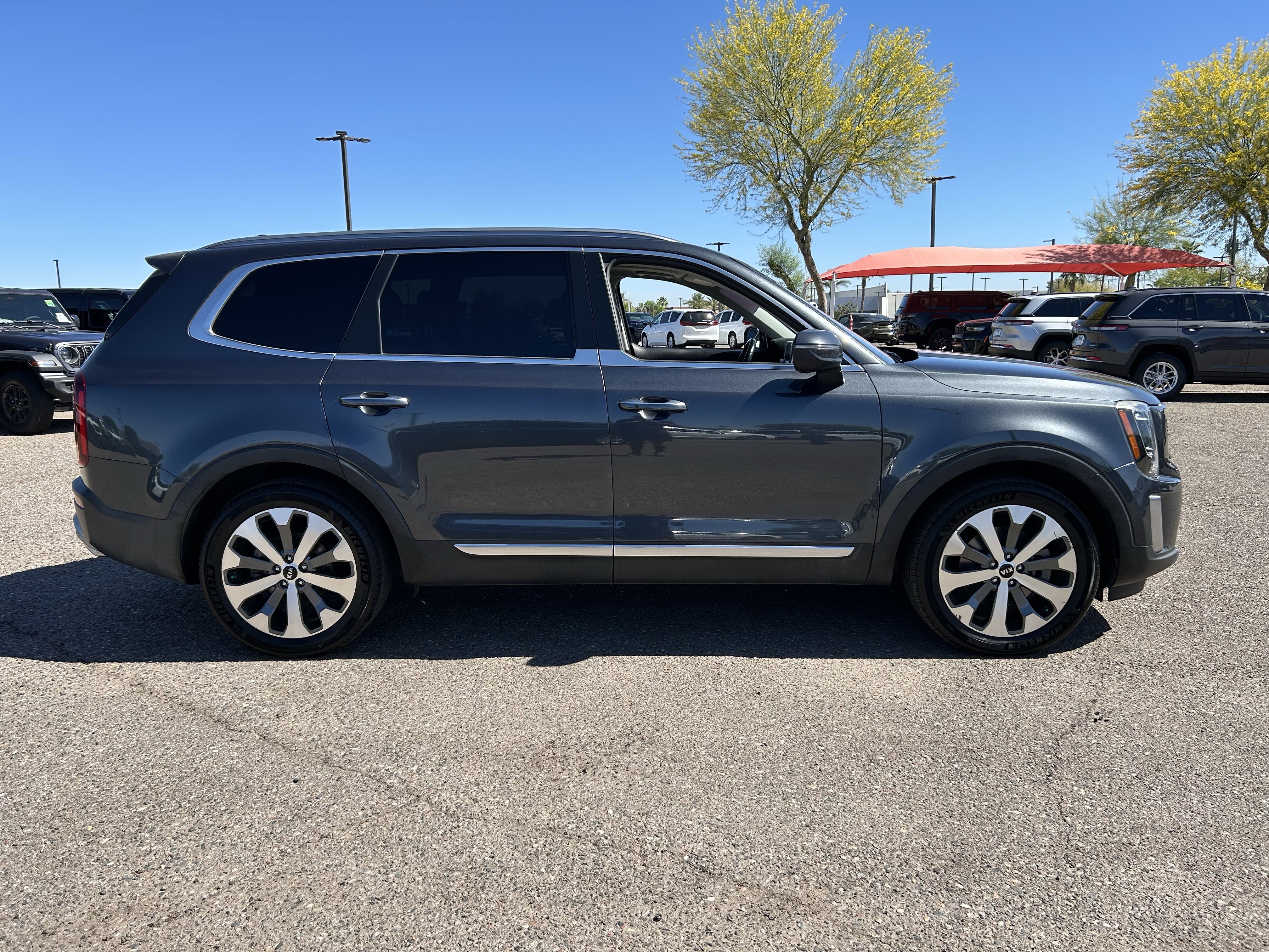Used 2020 Kia Telluride S image 6