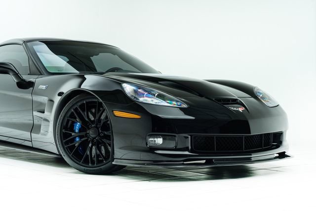 Used 2009 Chevrolet Corvette ZR1 w/ Preferred Equipment Group RWD image 4