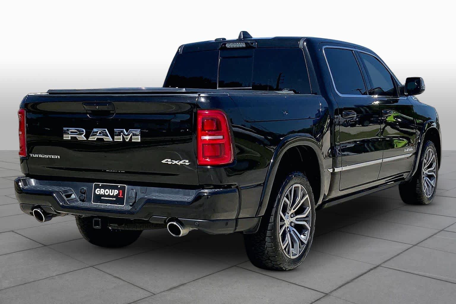 Used 2025 RAM 1500 Tungsten AWD/4WD image 25