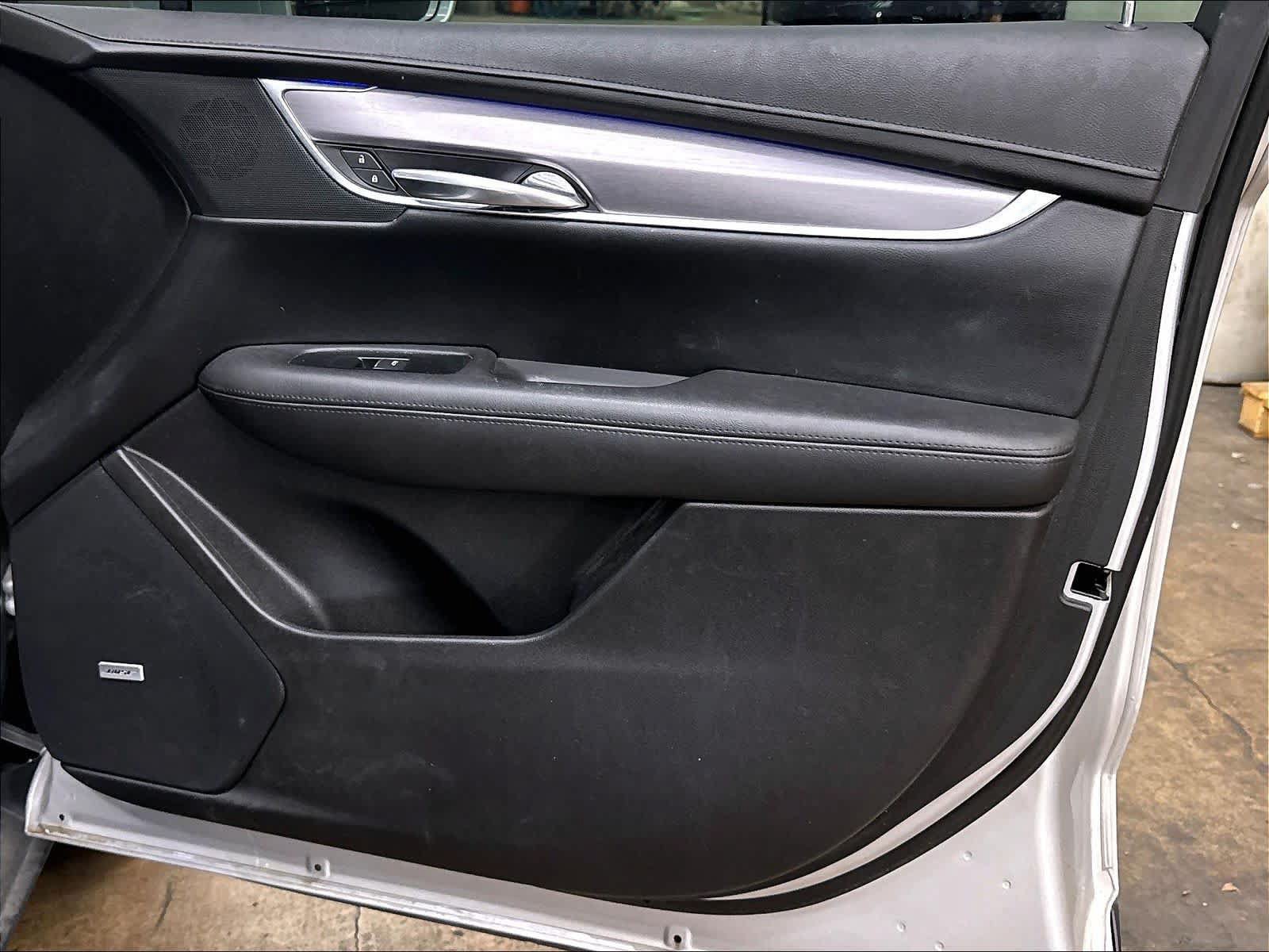 Used 2018 Cadillac XT5 Premium Luxury FWD image 26