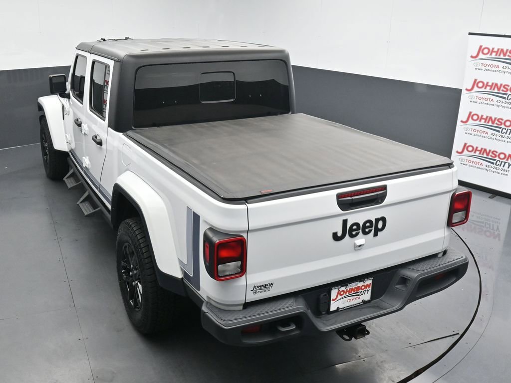 Used 2023 Jeep Gladiator Sport AWD/4WD image 28