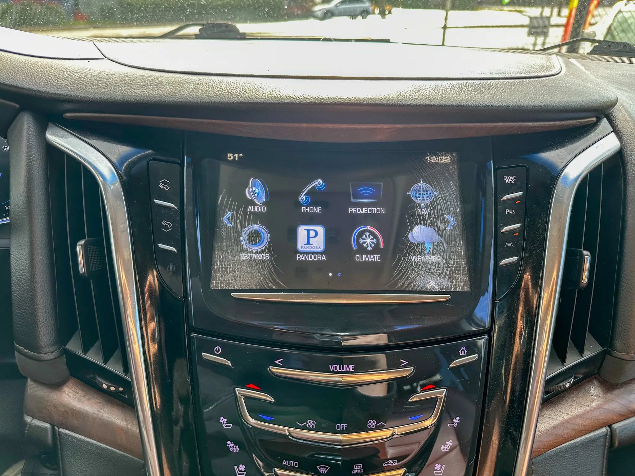 Used 2016 Cadillac Escalade Premium AWD/4WD image 19