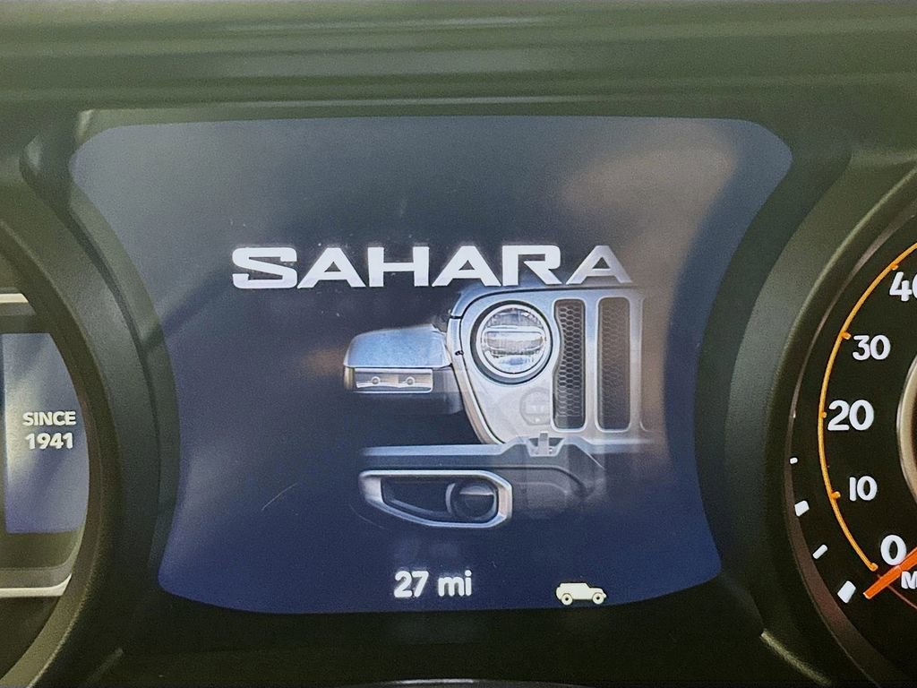 New 2025 Jeep Wrangler Sahara w/ Technology Group image 11