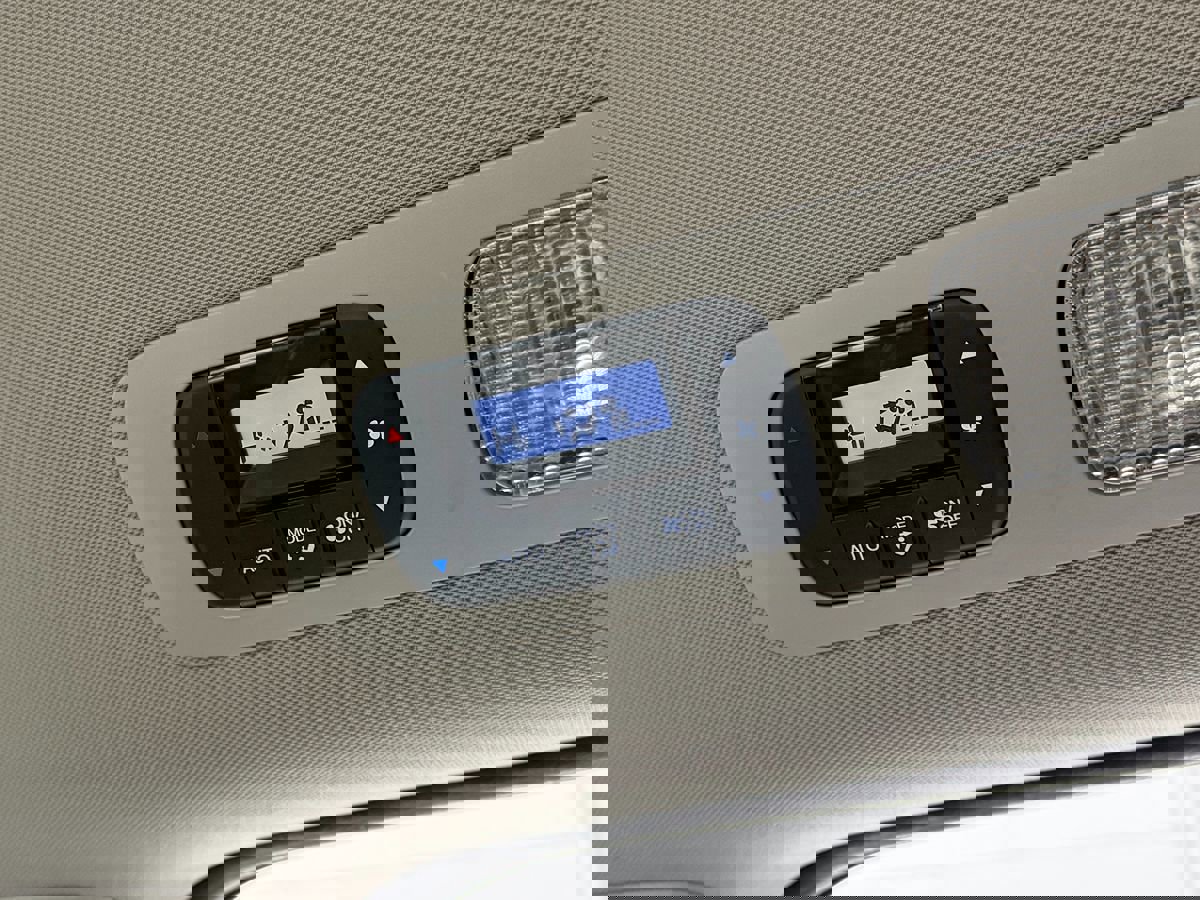 Used 2015 Honda Odyssey EX image 24