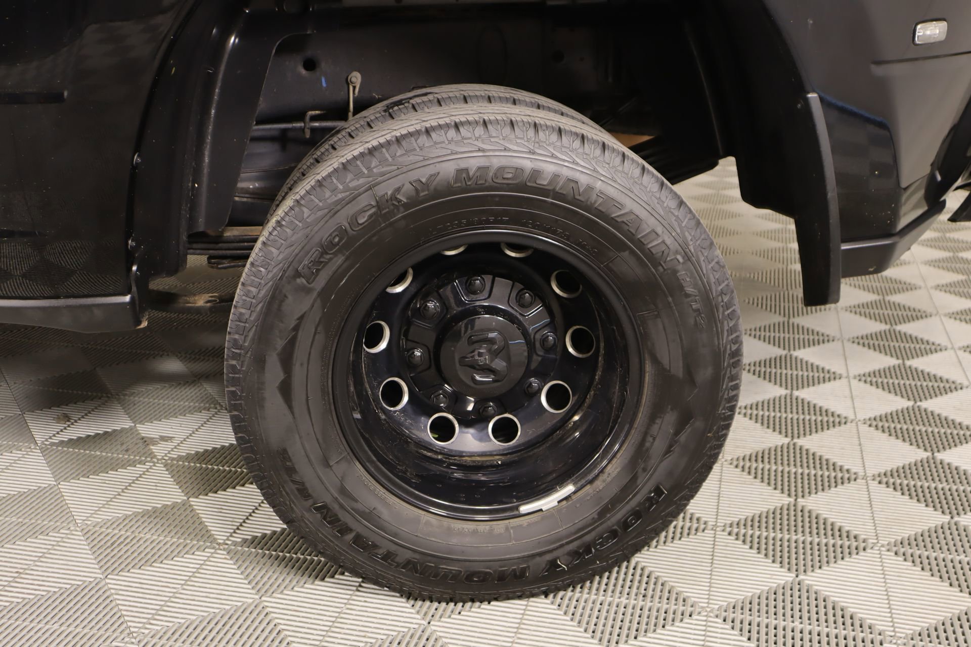 Used 2024 RAM 3500 Laramie w/ Night Edition AWD/4WD image 19