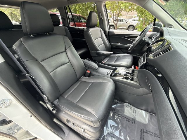 Used 2022 Honda Pilot Touring image 27