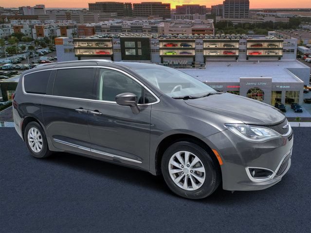 Used 2019 Chrysler Pacifica Touring-L
