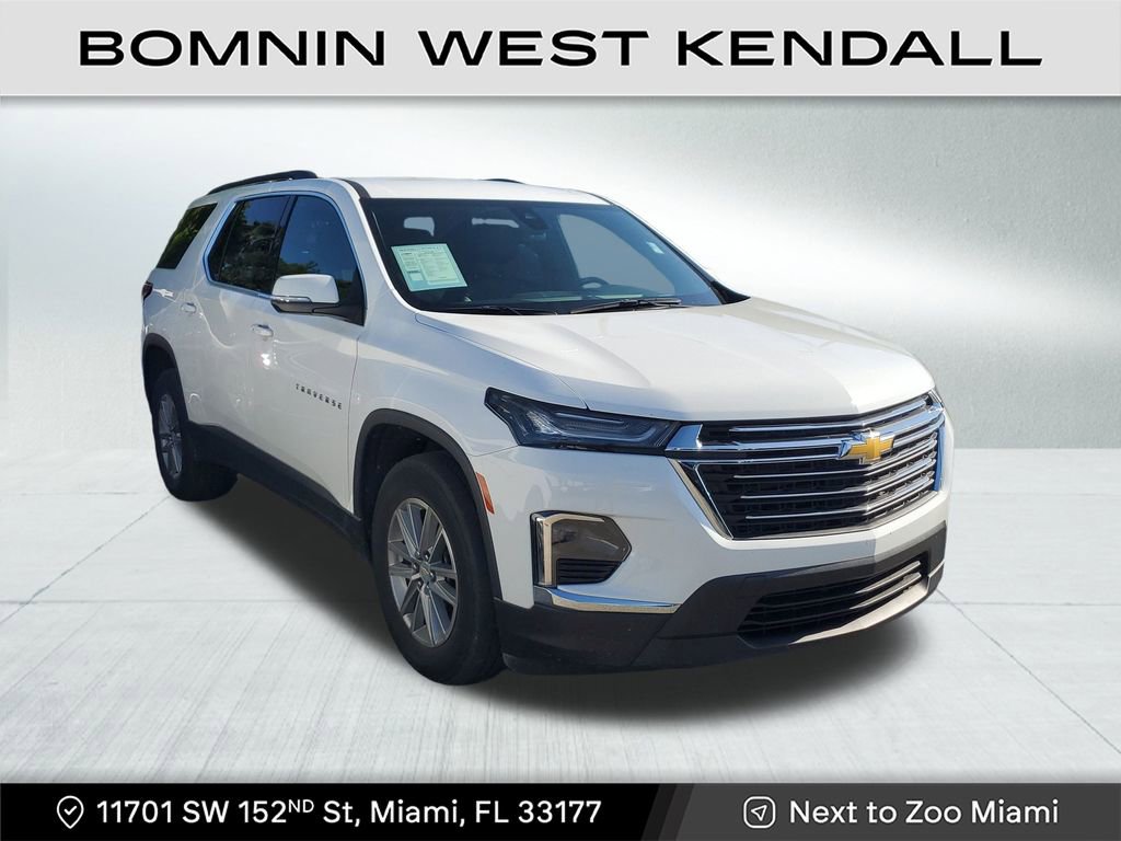 Used 2023 Chevrolet Traverse LT