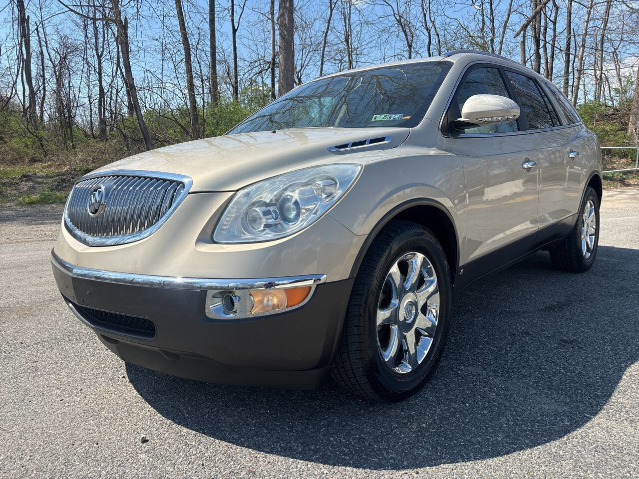 Used 2008 Buick Enclave CXL w/ Entertainment Package #3 AWD/4WD image 4