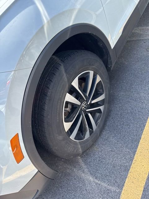 Used 2024 Volkswagen Tiguan S AWD/4WD image 5