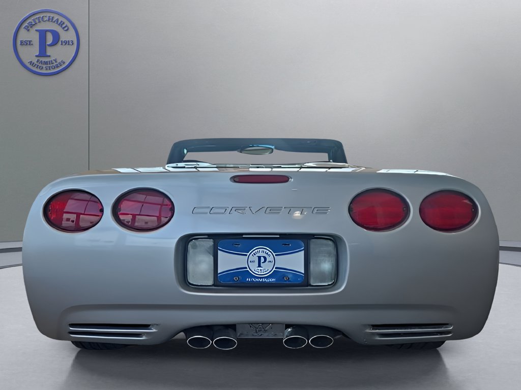 Used 2003 Chevrolet Corvette Convertible RWD image 7