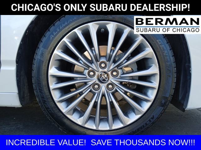 Used 2019 Toyota Avalon XLE image 31