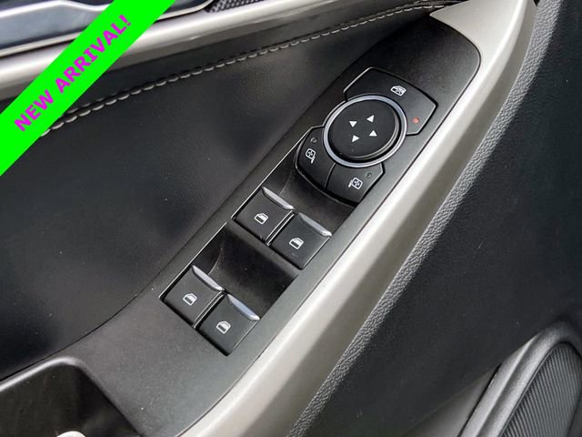 Used 2022 Ford Explorer XLT image 10