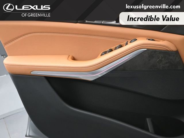 Used 2024 BMW X5 xDrive40i w/ Parking Assistance Package image 21