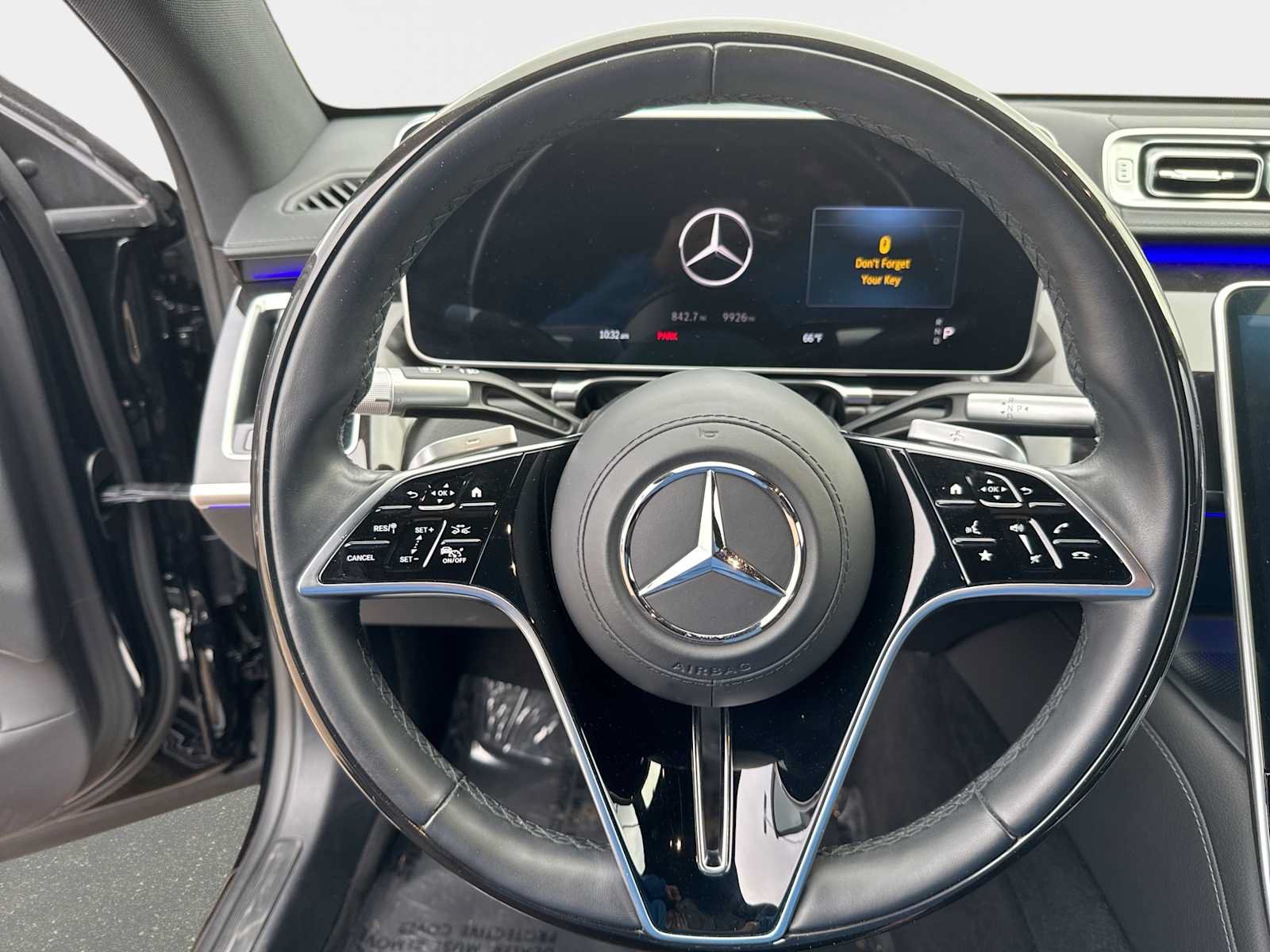 Used 2024 Mercedes-Benz S 580e 4MATIC Sedan image 21