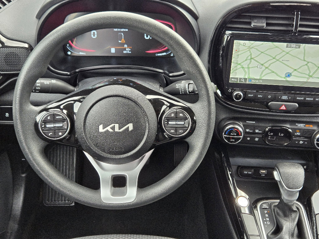 Certified 2025 Kia Soul S image 10