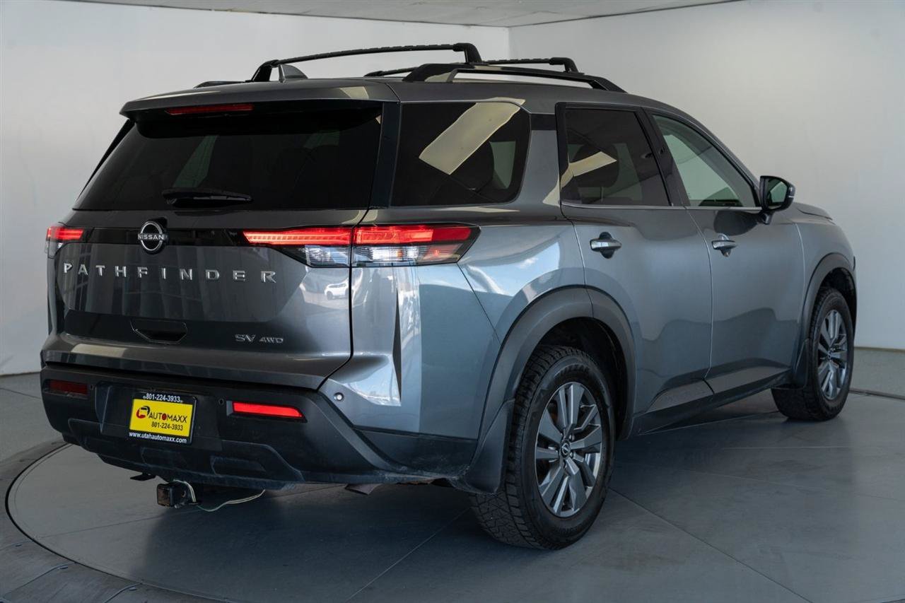 Used 2024 Nissan Pathfinder SV AWD/4WD image 8