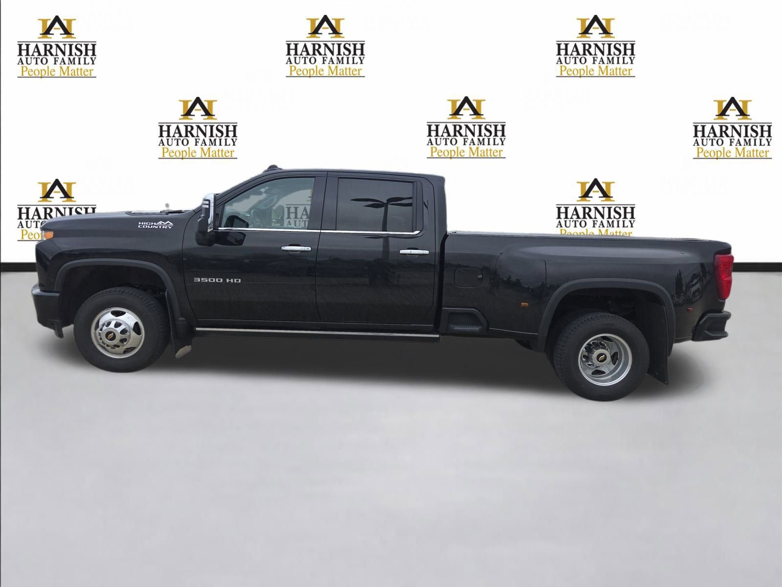 Used 2023 Chevrolet Silverado 3500 High Country video 2