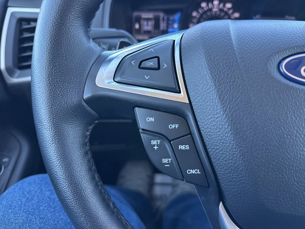 Used 2022 Ford Edge SEL w/ Convenience Package image 26