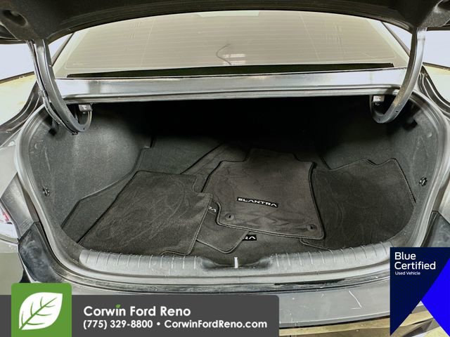 Used 2022 Hyundai Elantra Limited w/ Cargo Package image 31
