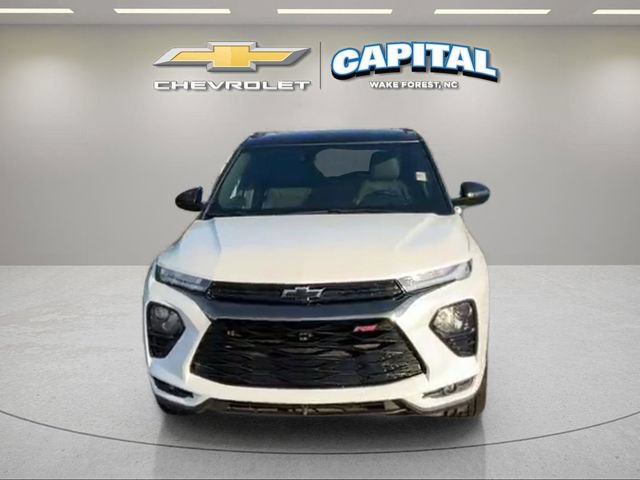 Used 2022 Chevrolet TrailBlazer RS w/ Sun and Liftgate Package FWD image 9
