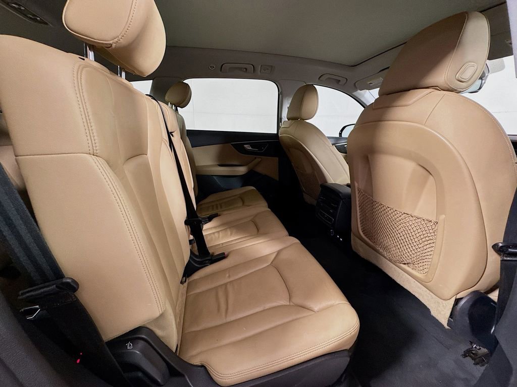 Used 2020 Audi Q7 2.0T Premium Plus w/ Premium Plus Package image 35