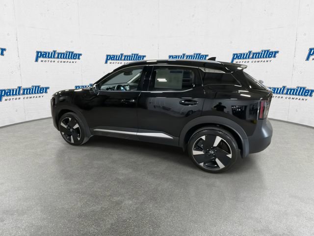 Used 2025 Nissan Kicks SR AWD/4WD image 7