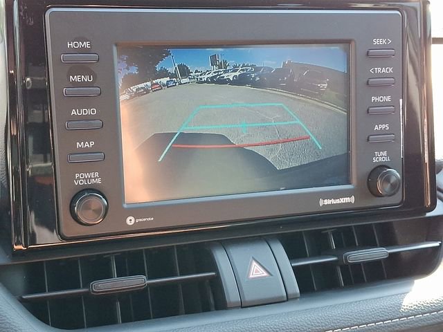 Used 2021 Toyota RAV4 XLE image 19