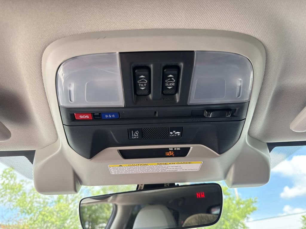 Used 2023 Subaru Crosstrek 2.5i Limited w/ Moonroof Package AWD/4WD image 47