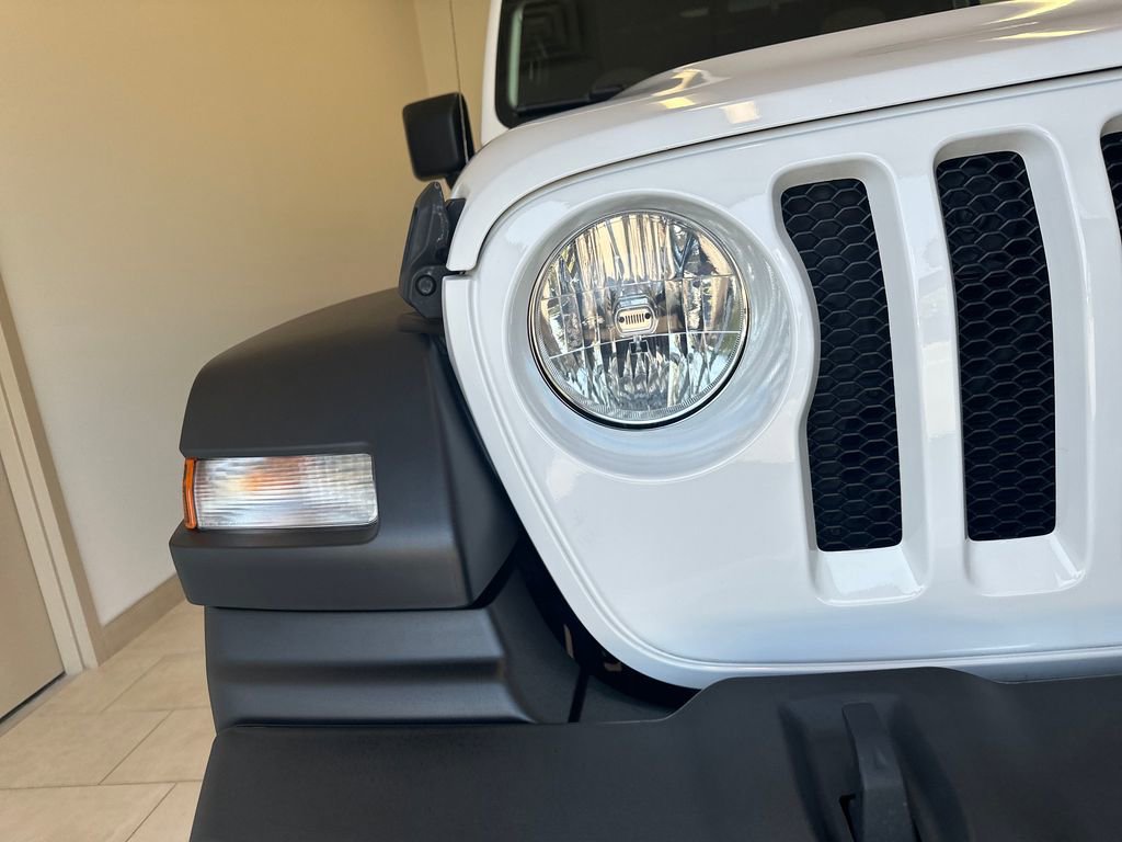 Used 2021 Jeep Wrangler Unlimited Sport image 9