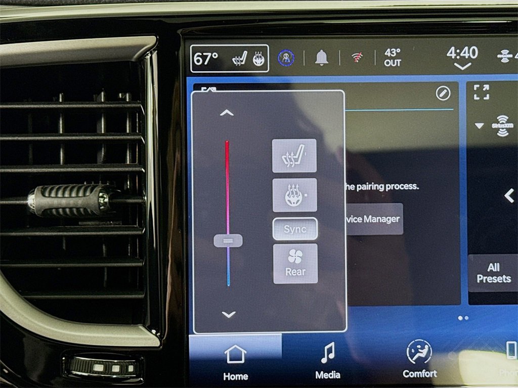 New 2026 Chrysler Pacifica Select image 22