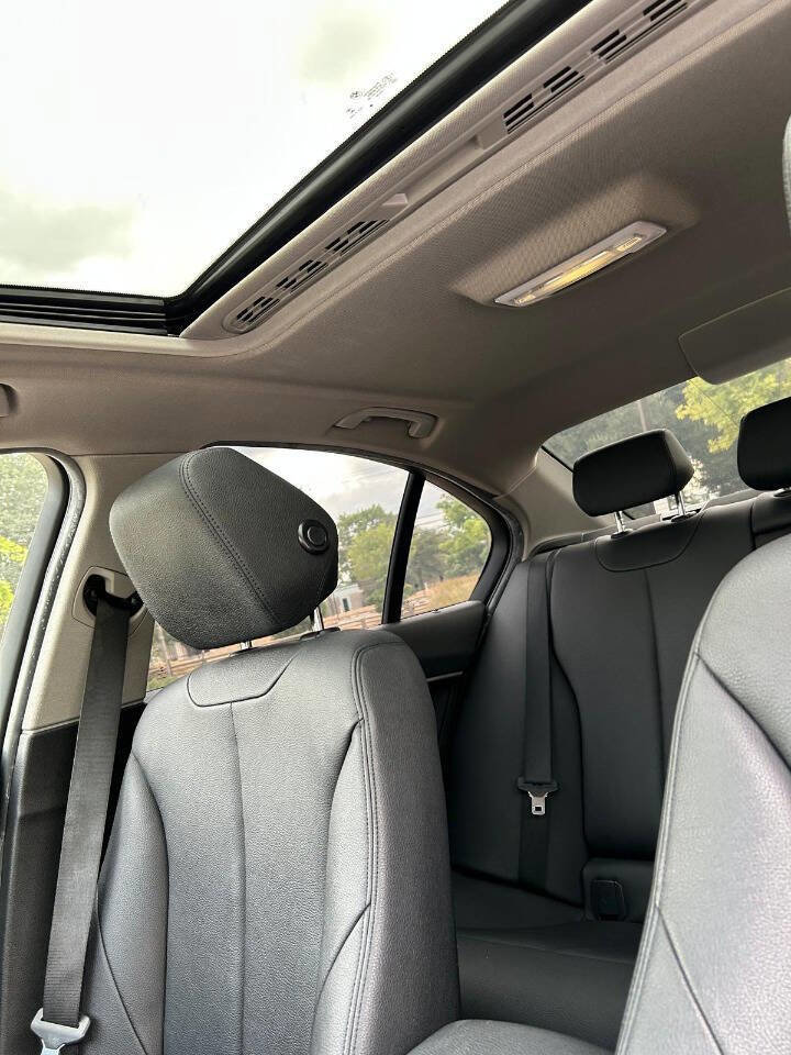 Used 2015 BMW 328i Sedan image 11