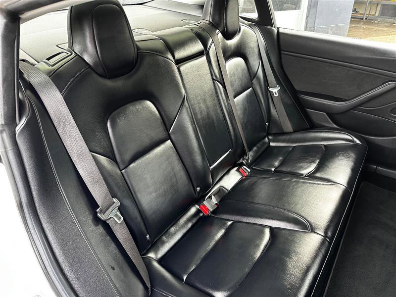 Used 2018 Tesla Model 3 Long Range RWD image 24