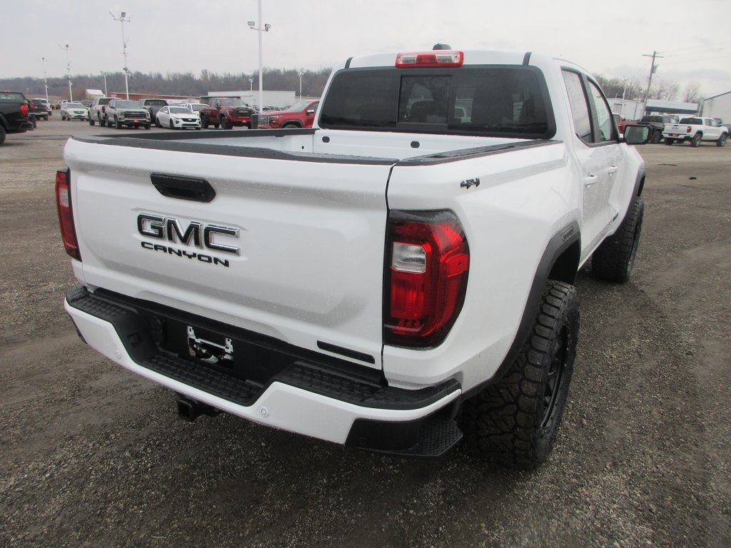 New 2026 GMC Canyon Elevation w/ Convenience Package image 4