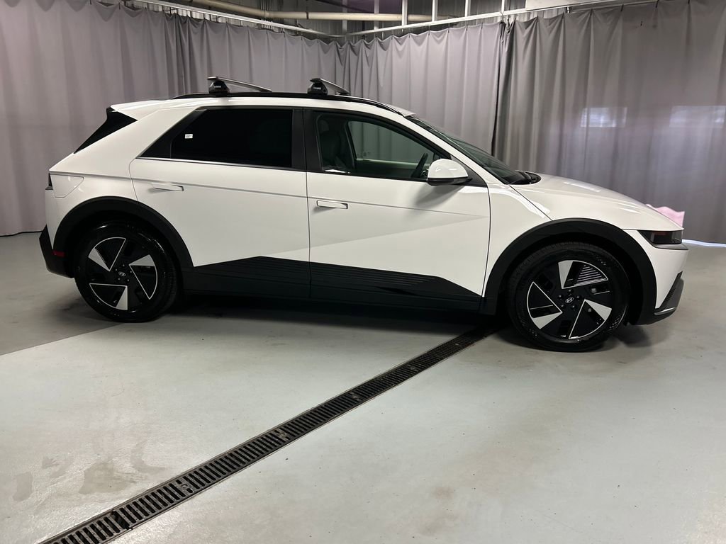 New 2025 Hyundai Ioniq 5 SEL image 8