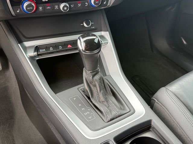 Used 2019 Audi Q3 2.0T Premium image 24