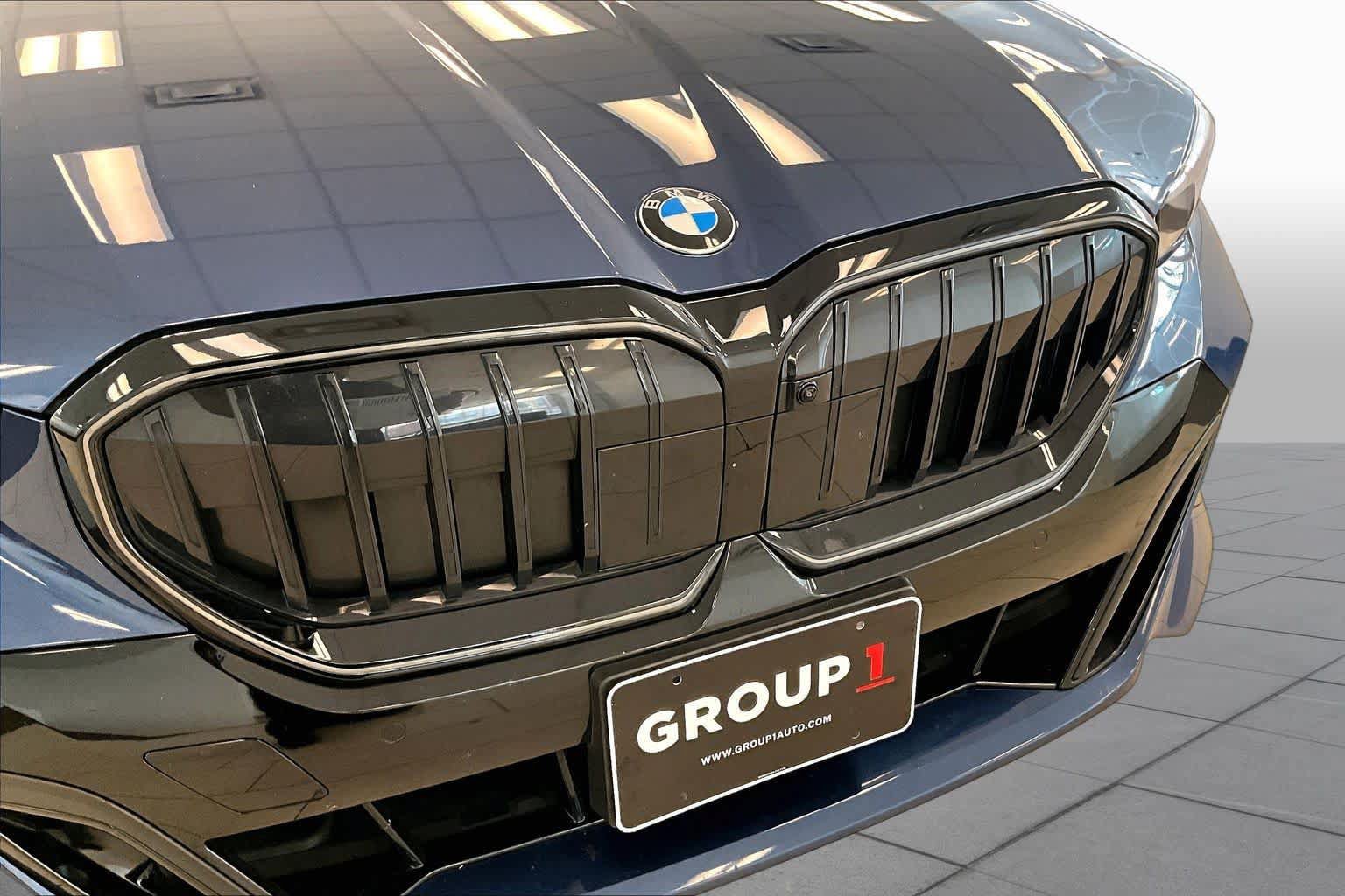 Used 2024 BMW 530i w/ M Sport Package RWD image 27