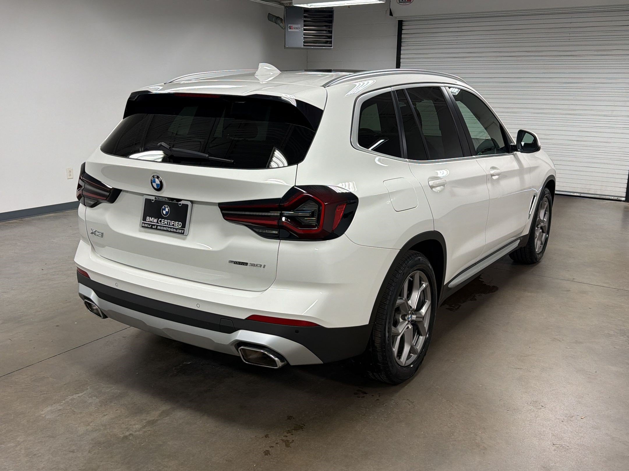 Used 2023 BMW X3 sDrive30i w/ Convenience Package RWD image 8