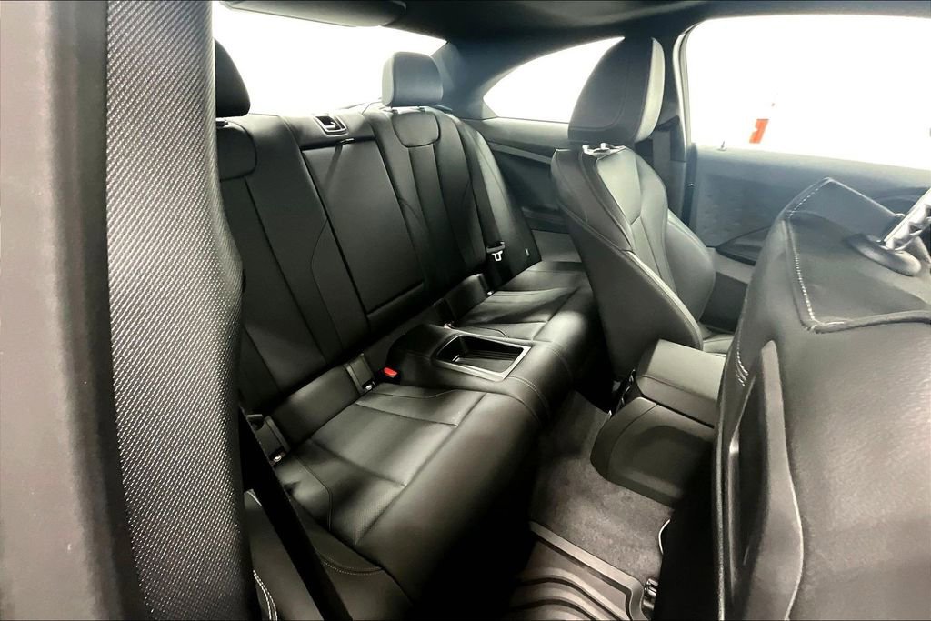 New 2025 BMW 230i Coupe w/ Convenience Package RWD image 8