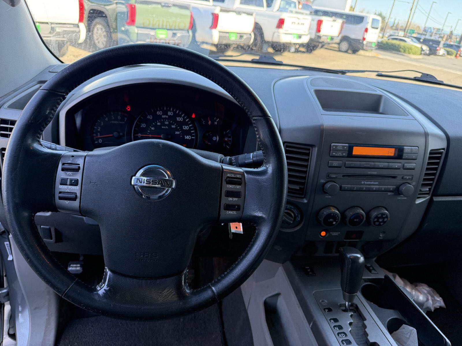 Used 2004 Nissan Titan LE w/ (SAB) Side-Airbag Pkg image 7