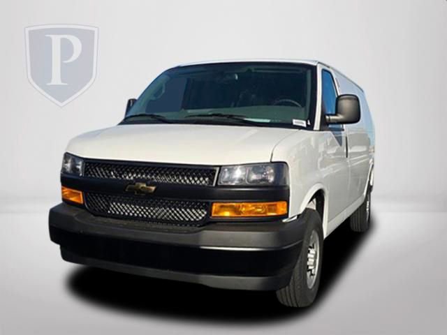 New 2026 Chevrolet Express 2500 w/ Driver Convenience Package image 11