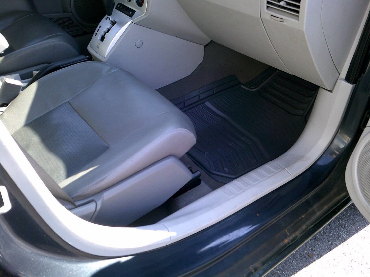 Used 2007 Dodge Caliber R/T w/ Leather Interior Group AWD/4WD image 11