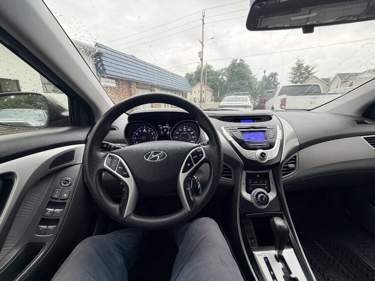Used 2012 Hyundai Elantra GLS w/ Preferred Pkg 3 FWD image 3