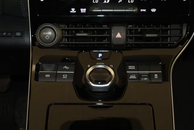 Used 2023 Subaru Solterra AWD image 25